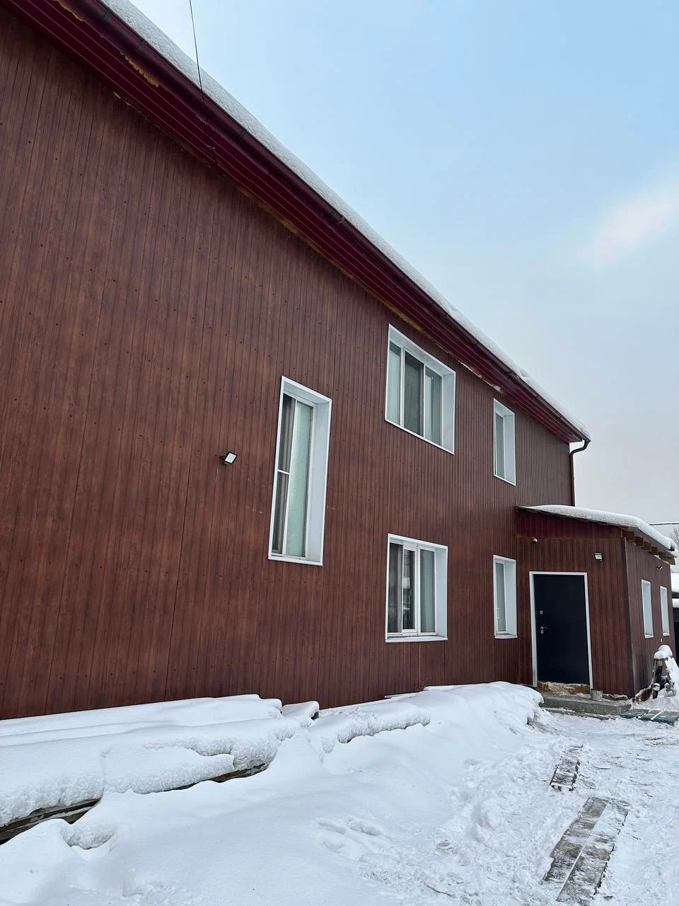 Рабочая улица, 124 Рабочая улица, 124